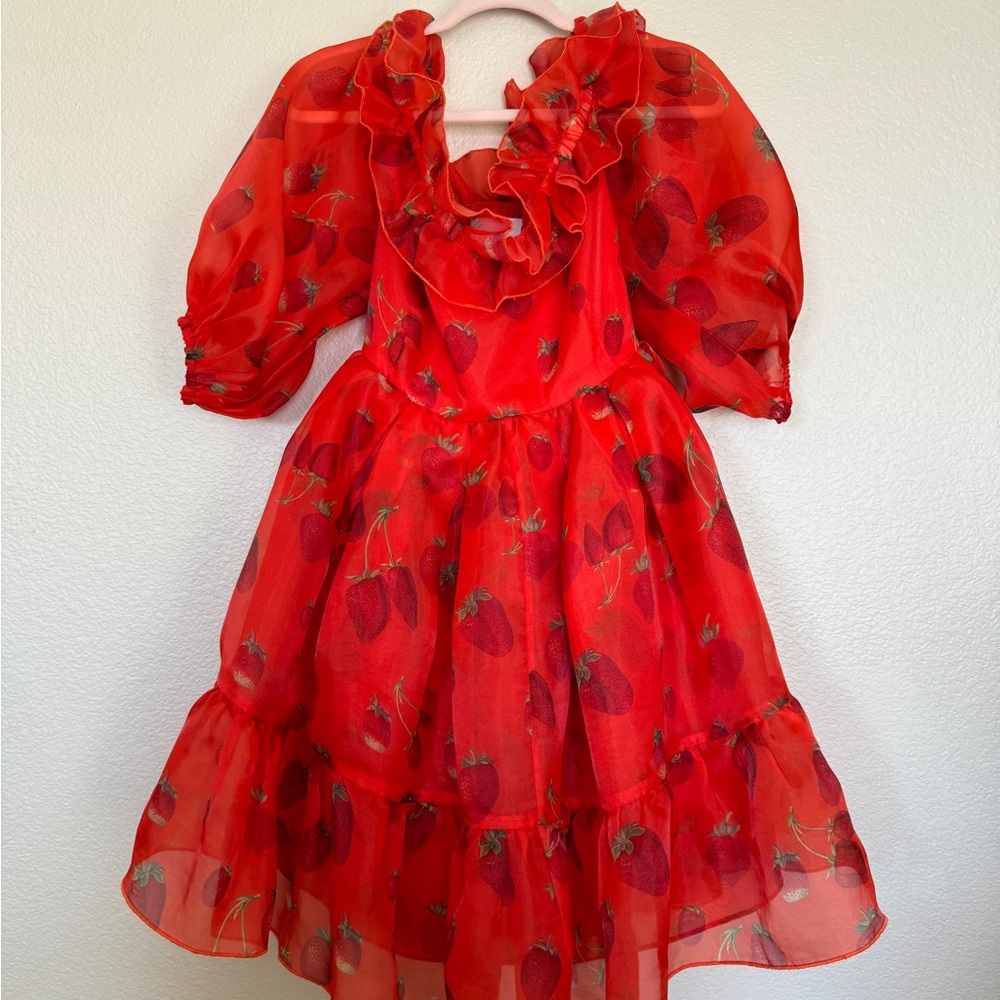 Selkie strawberry dress